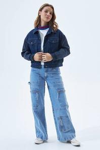 Oferta de Jeans Cargo Wide Leg Americanino por $101,64 en De Prati