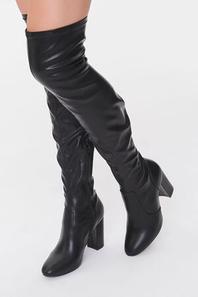 Oferta de Faux Leather Thigh-High Boots por $24 en Forever 21