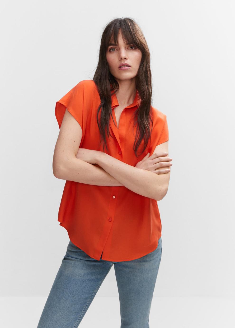 Oferta de Camisa lyocell sin mangas por $29,99 en Mango