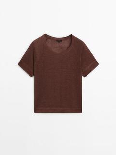 Oferta de Camiseta lino manga corta ranglán por $65,5 en Massimo Dutti
