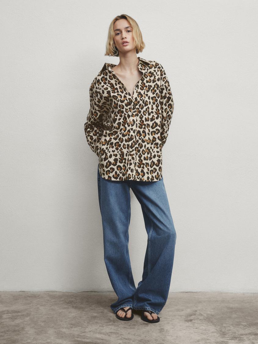Oferta de Camisa popelín estampado leopardo por $119 en Massimo Dutti